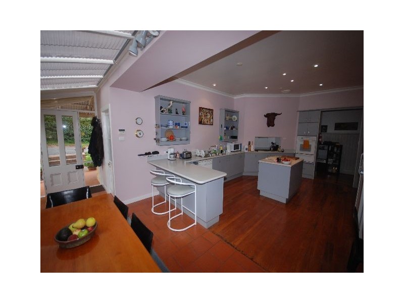 33 Robertson Road, Moss Vale NSW 2577