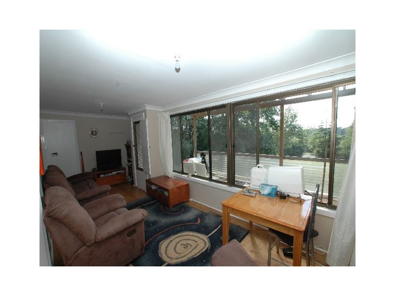 4 Young Road, Moss Vale NSW 2577