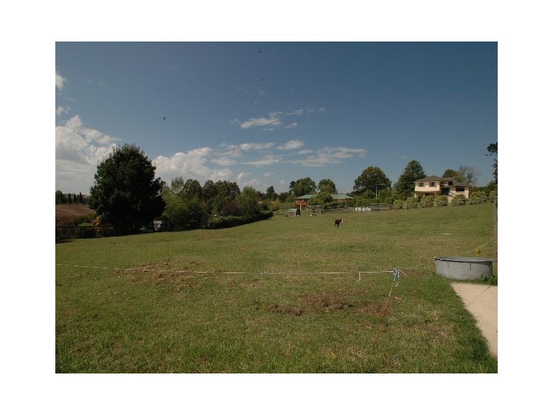 4 Young Road, Moss Vale NSW 2577