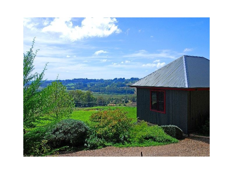 7 McGraths Road, Burrawang NSW 2577