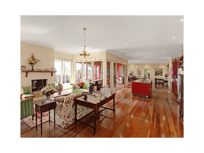 7 McGraths Road, Burrawang NSW 2577