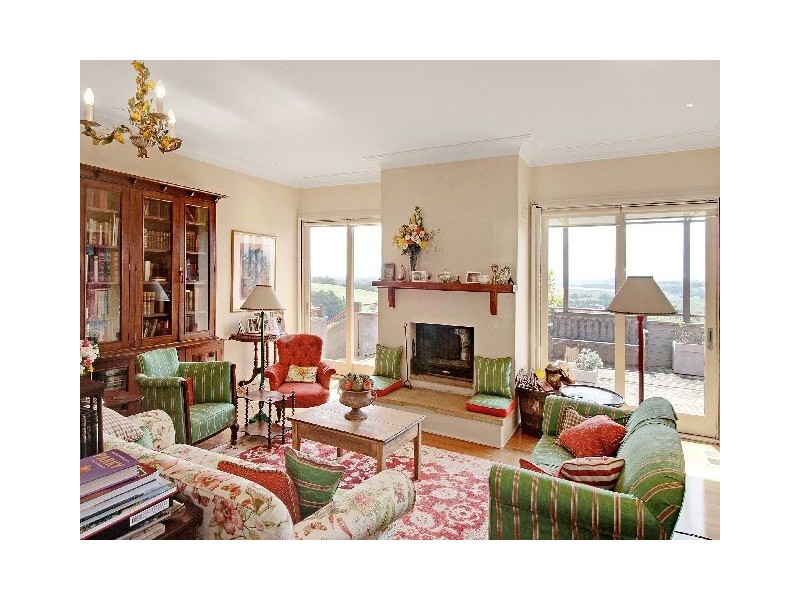 7 McGraths Road, Burrawang NSW 2577