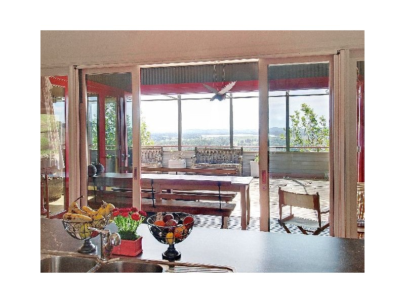 7 McGraths Road, Burrawang NSW 2577