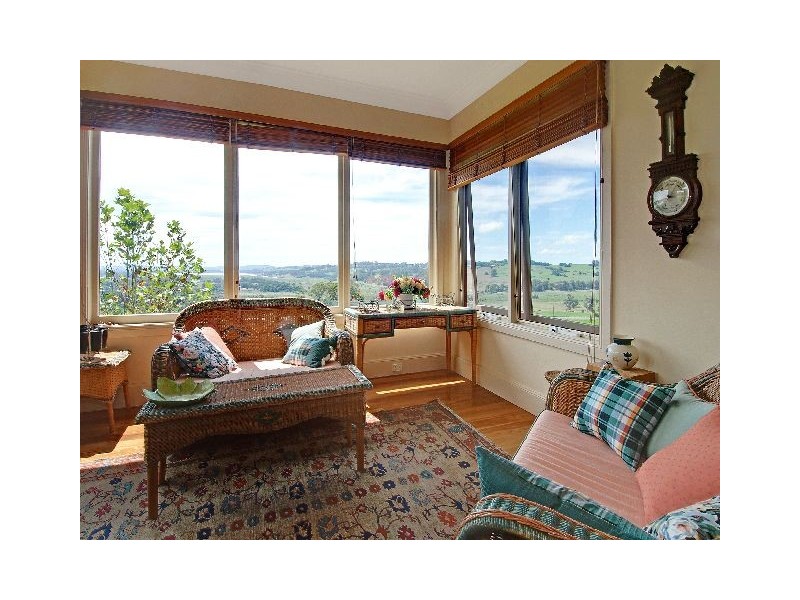 7 McGraths Road, Burrawang NSW 2577