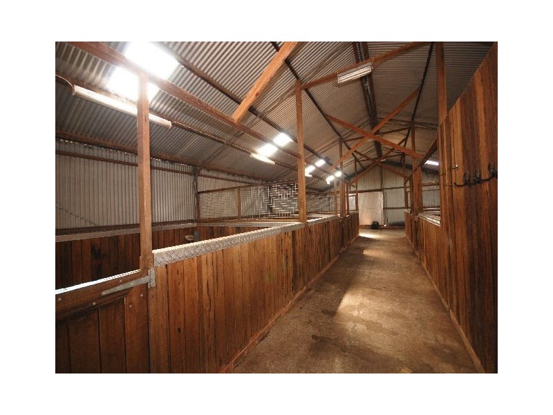 ‘Boolaroo’ Illawarra Highway, Sutton Forest NSW 2577