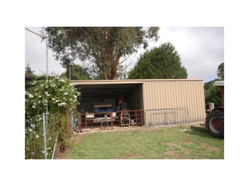 ‘Boolaroo’ Illawarra Highway, Sutton Forest NSW 2577