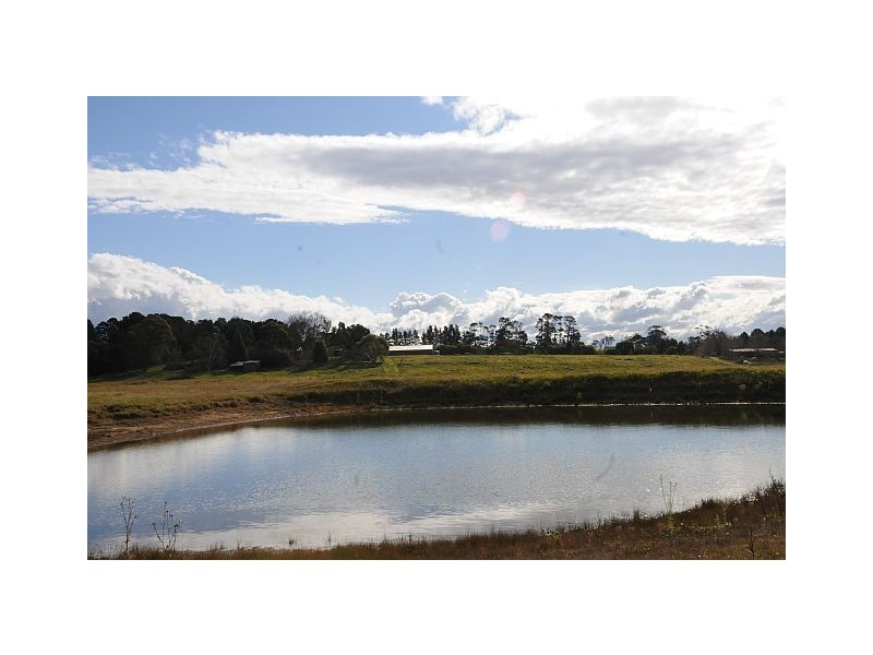‘Boolaroo’ Illawarra Highway, Sutton Forest NSW 2577
