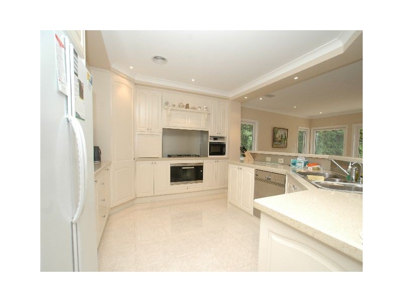 42 Charlotte Street, Burradoo NSW 2576