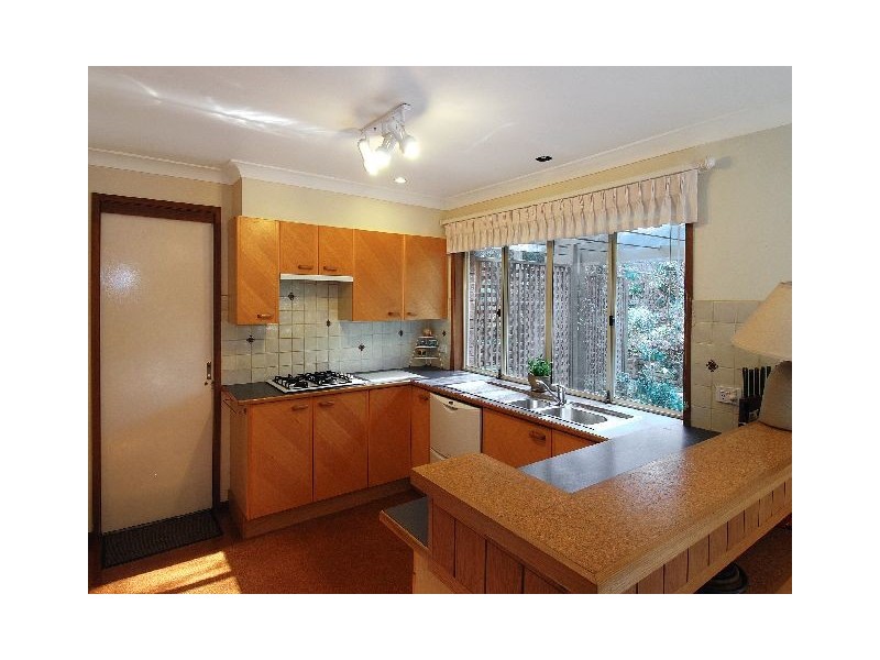 7 Greyleaves Avenue, Burradoo NSW 2576