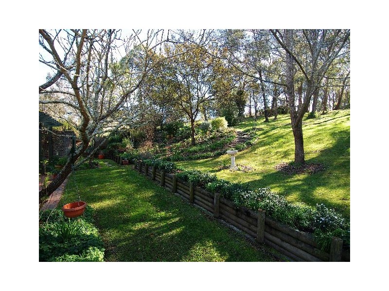 7 Greyleaves Avenue, Burradoo NSW 2576