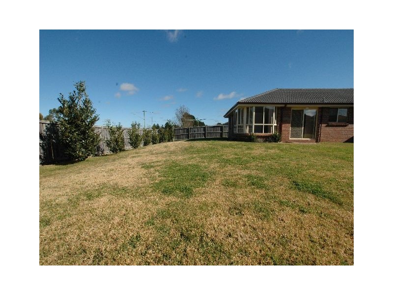 11 Inverness Place, Bowral NSW 2576