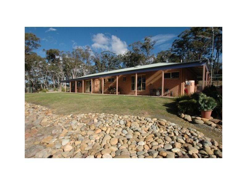 24 Casuarina Crescent, Tallong NSW 2579