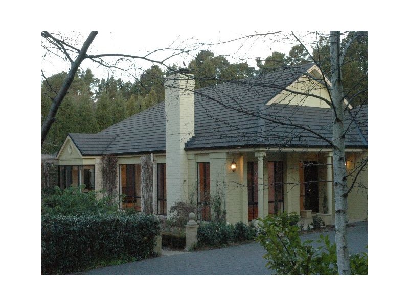 15 Werrington Street, Burradoo NSW 2576