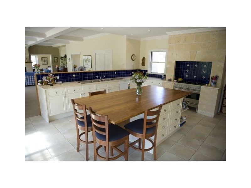 Daffodil Downs Kangaloon Road, Glenquarry NSW 2576