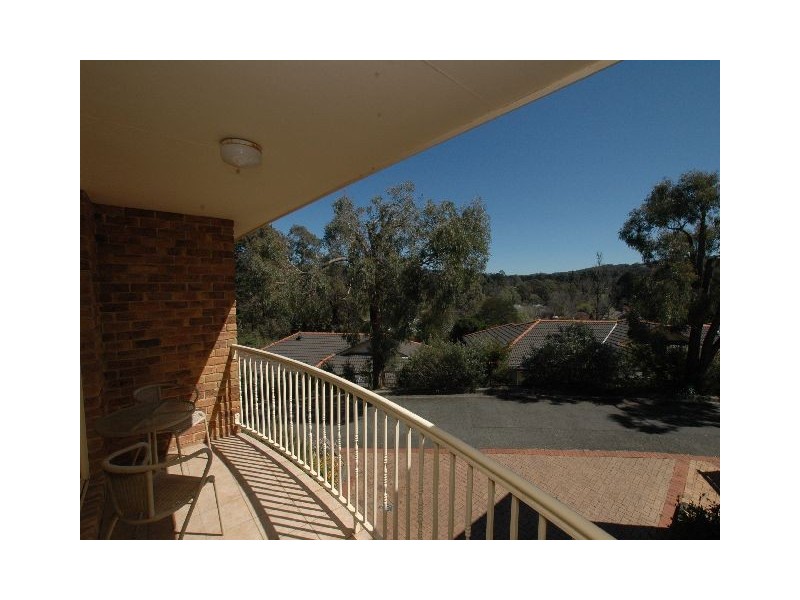 8/23 Oxley Drive, Bowral NSW 2576