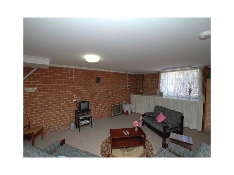 8/23 Oxley Drive, Bowral NSW 2576