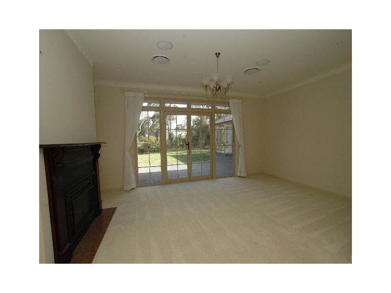 51E Sunninghill Ave, Burradoo NSW 2576