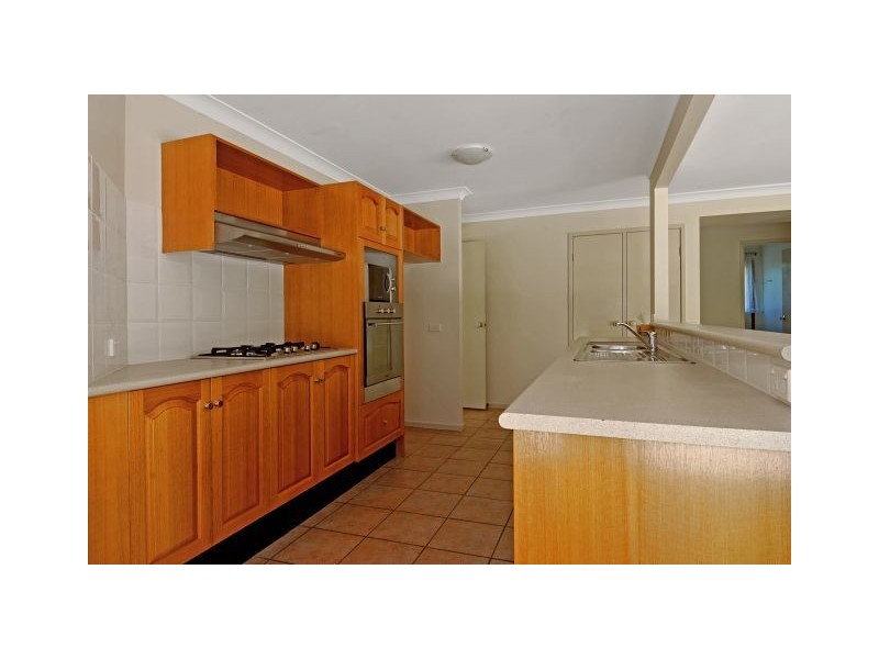 6 Maple Grove, Bowral NSW 2576
