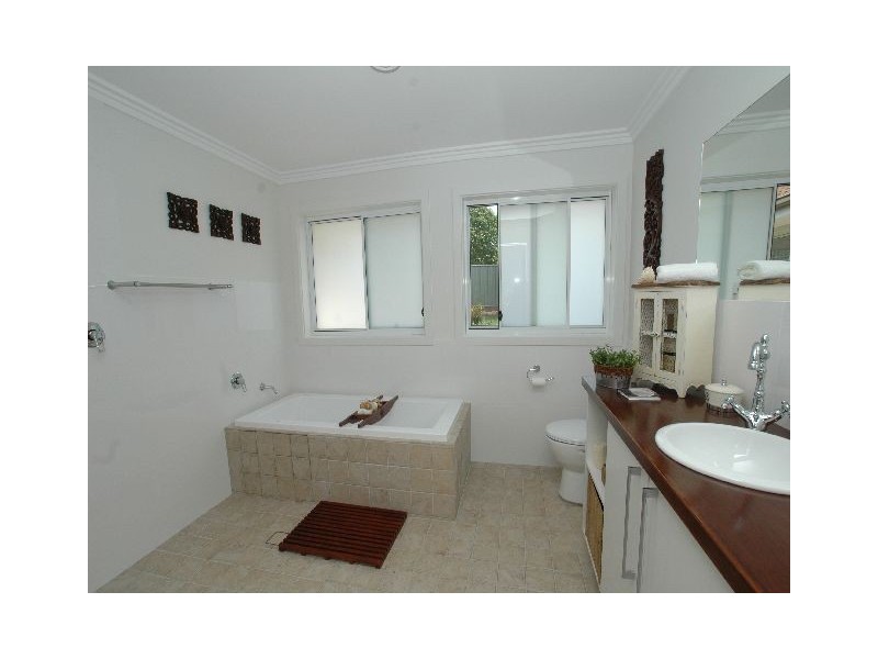 40 Braeside Drive, Bowral NSW 2576