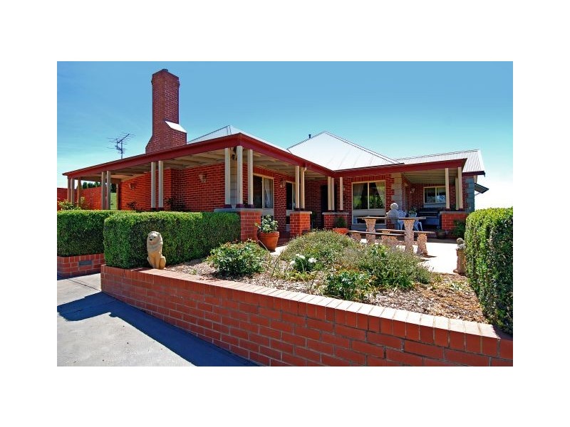 Bendooley Hill Centennial Road, Bowral NSW 2576