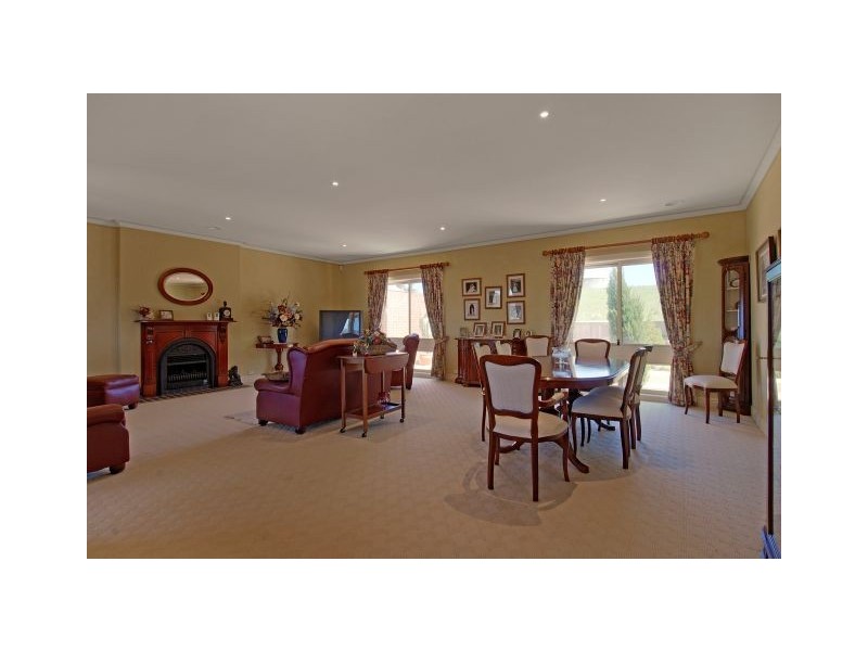 Bendooley Hill Centennial Road, Bowral NSW 2576