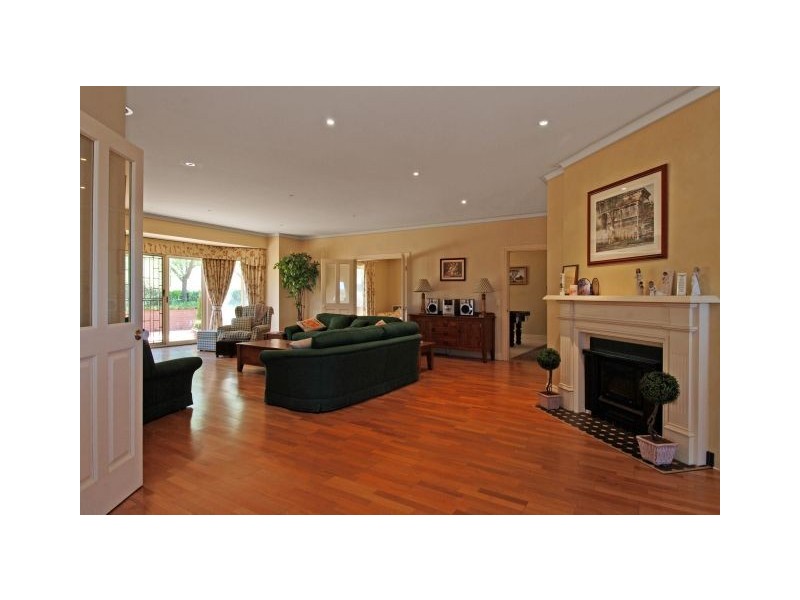 Bendooley Hill Centennial Road, Bowral NSW 2576