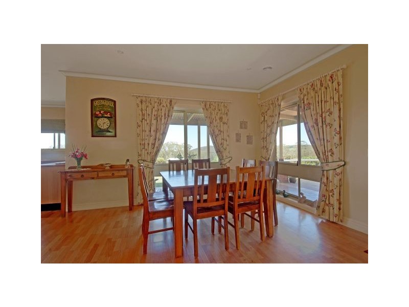 Bendooley Hill Centennial Road, Bowral NSW 2576