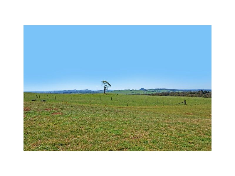 Bendooley Hill Centennial Road, Bowral NSW 2576