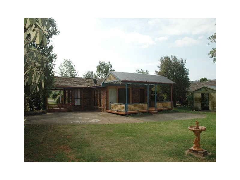 2 Tyndale Cres, Bowral NSW 2576