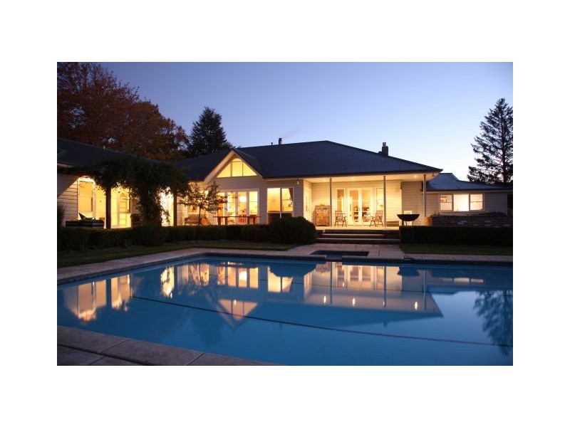 Currawong Oxleys Hill Road, Bowral NSW 2576