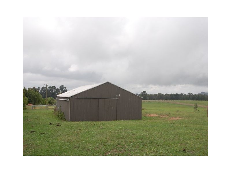 Boolaroo Illawarra Highway, Sutton Forest NSW 2577