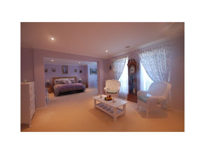 Banbury 18 Stratford Way, Burradoo NSW 2576