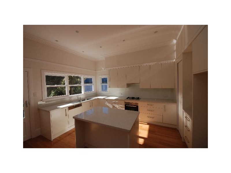 166 Merrigang Street, Bowral NSW 2576