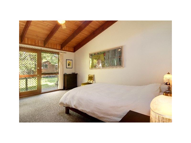 23 Badgery Street, Willow Vale NSW 2575