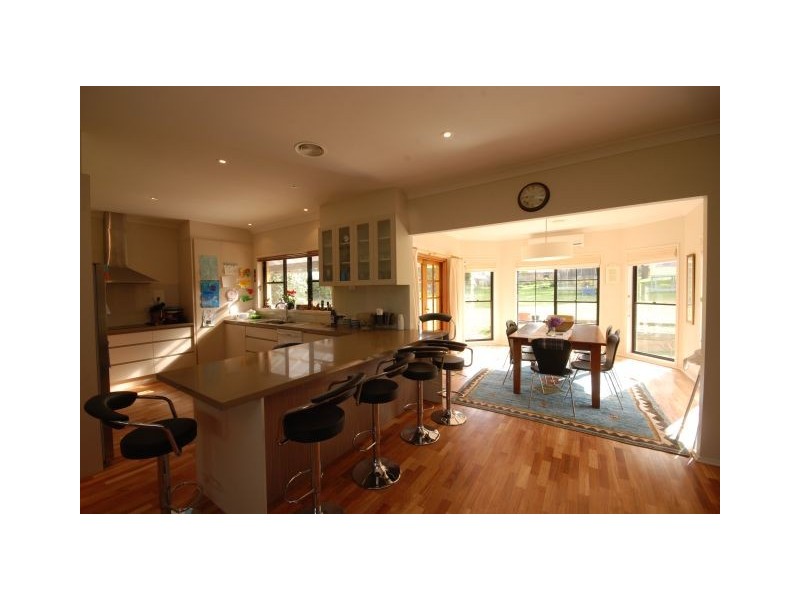 48 Highland Drive, Bowral NSW 2576