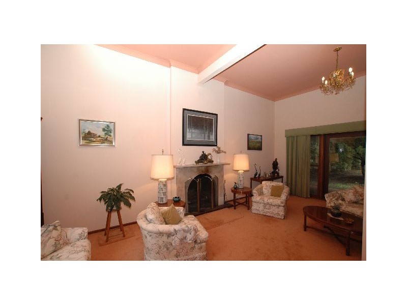 100  Osborne Road, Burradoo NSW 2576