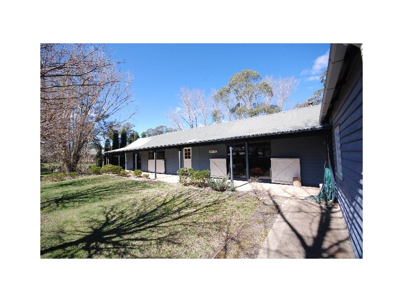 ‘Anahoe’ Alexandra Crescent, Bowral NSW 2576