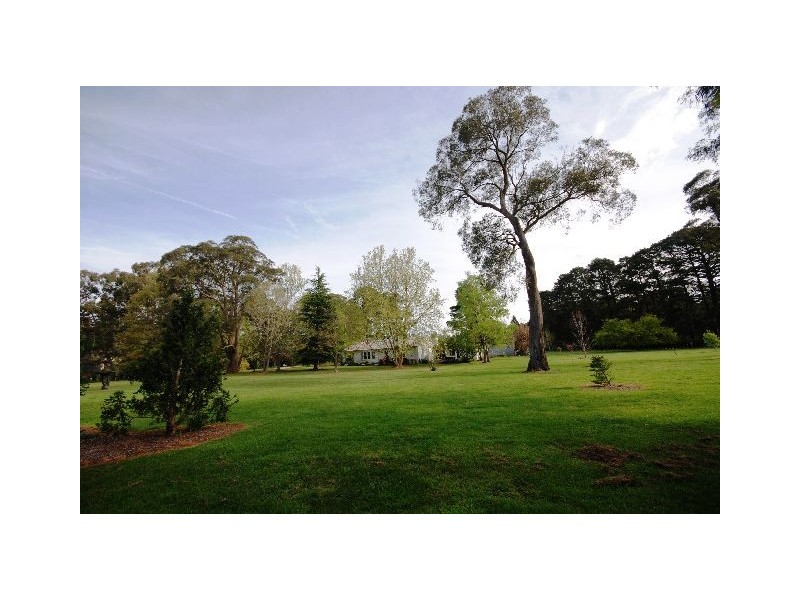 110 Osborne Road, Burradoo NSW 2576