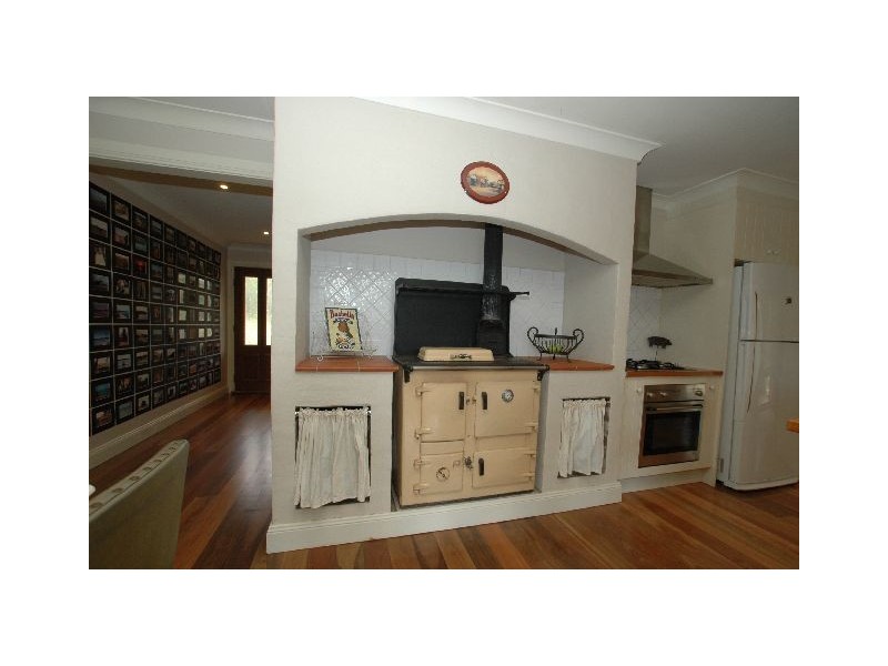 815 Caoura Road, Tallong NSW 2579
