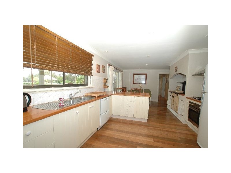 815 Caoura Road, Tallong NSW 2579