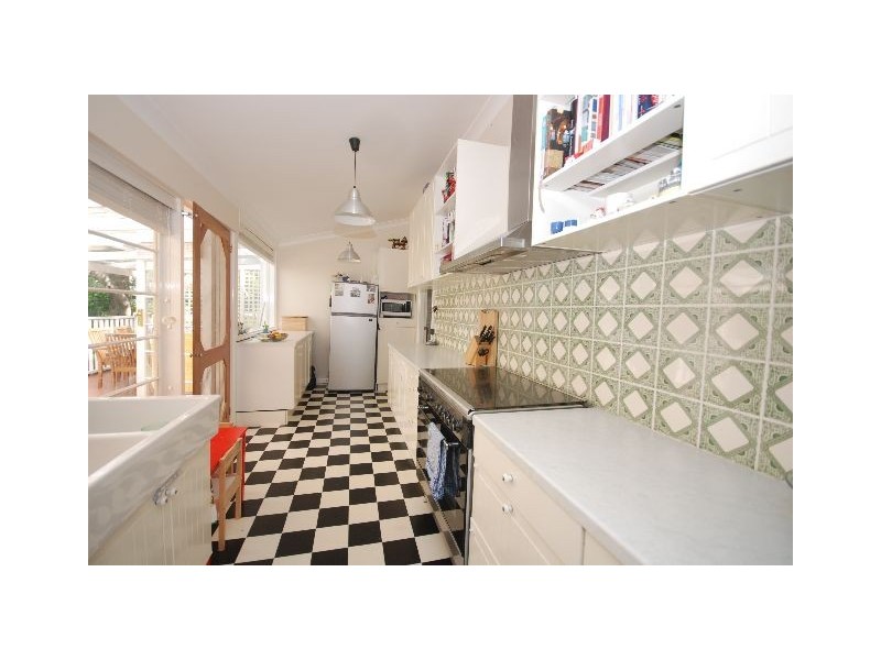 8 Berrima Road, Moss Vale NSW 2577