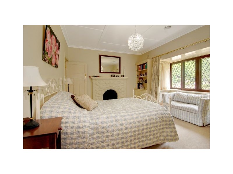 24 Aitken Road, Bowral NSW 2576