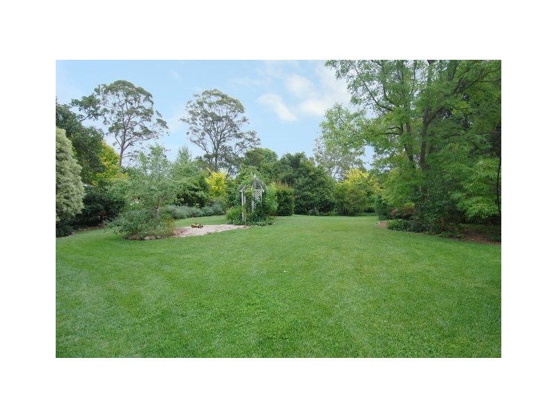 24 Aitken Road, Bowral NSW 2576