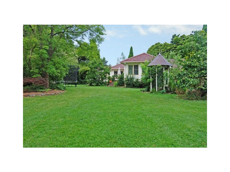 24 Aitken Road, Bowral NSW 2576