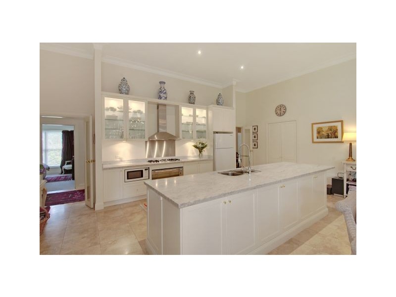 7 Patchway Place, Burradoo NSW 2576