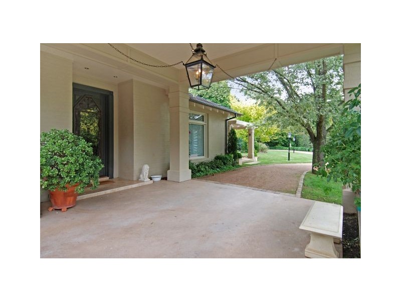 7 Patchway Place, Burradoo NSW 2576