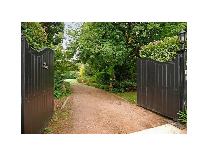 7 Patchway Place, Burradoo NSW 2576