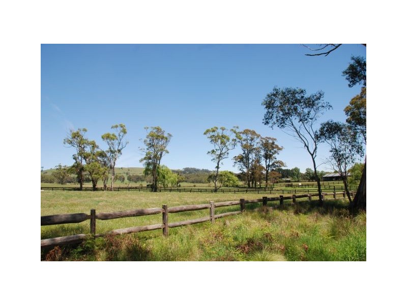 Chevaux Parc Tourist Road, East Kangaloon NSW 2576