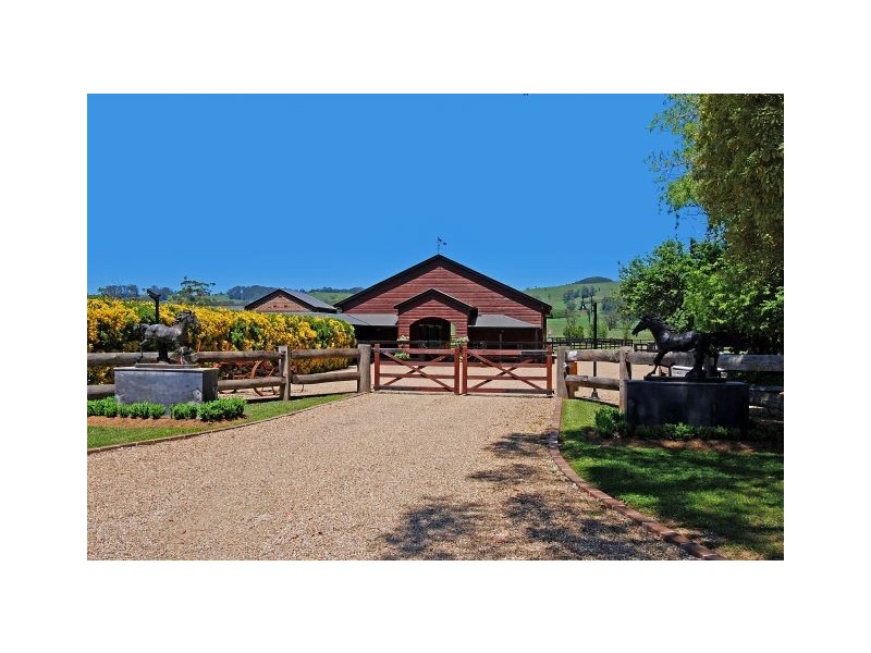 Chevaux Parc Tourist Road, East Kangaloon NSW 2576