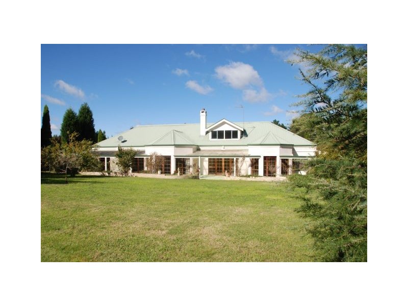 9 Bedford Place, Burradoo NSW 2576